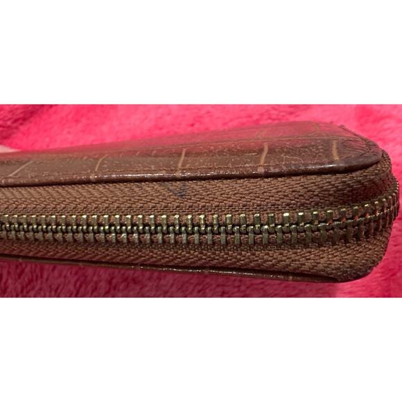 Anne Klein Women’s Wallet Brown Croc Embossed Faux Leather Zip Around - Picture 6 of 12